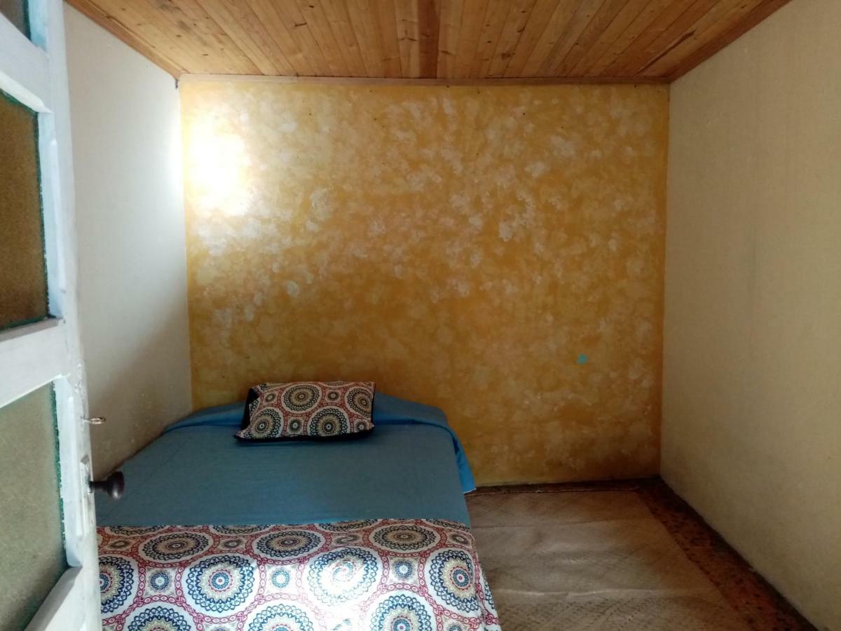 Casa Encuentro Hotel Кетцалтенанго Екстериор снимка
